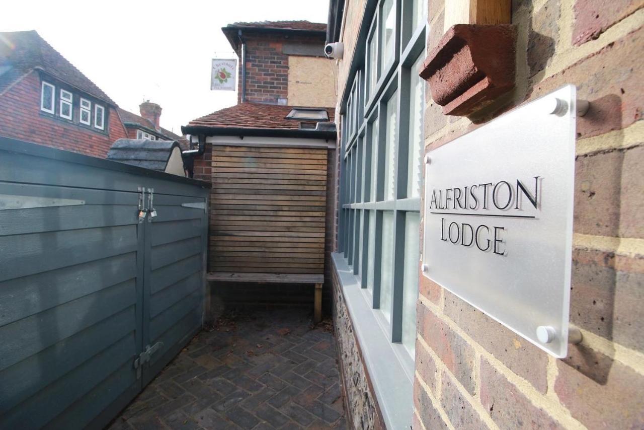 Alfriston Lodge By Air Premier 외부 사진